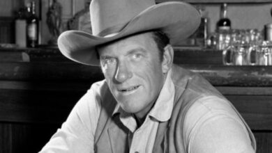 Photo of ‘Gunsmoke’: James Arness Remembers Hilariously Awkward Moment in First Live TV Experience in 2002 Interview
