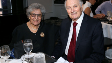 Photo of ‘M*A*S*H’ Icon Alan Alda Revealed Why a ‘Short Memory’ is the Key to a Long Marriage