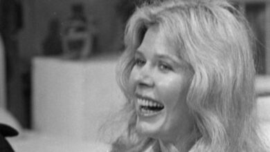 Photo of ‘M*A*S*H’: How Loretta Swit Inspired Real-Life Nurses