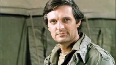 Photo of Alan Alda on 50 Years of ‘M*A*S*H’: We Never ‘Realized How Successful the Show Was’