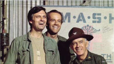 Photo of The Daily Stream: M*A*S*H Is An Endlessly Groundbreaking Anti-War Sitcom