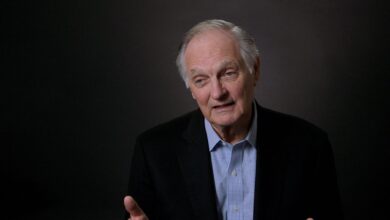 Photo of Test your knowledge of all things Alan Alda